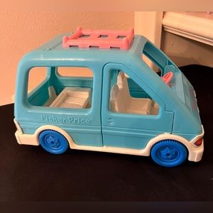 Fisher price mini van car. Vintage. Beautiful condition. Free smoke home